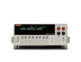 Keithley 2002 系列：配有扫描功能的 8½ 位万用表